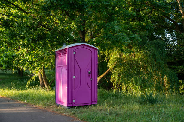 Portable Toilet Options We Offer in West Park, CA